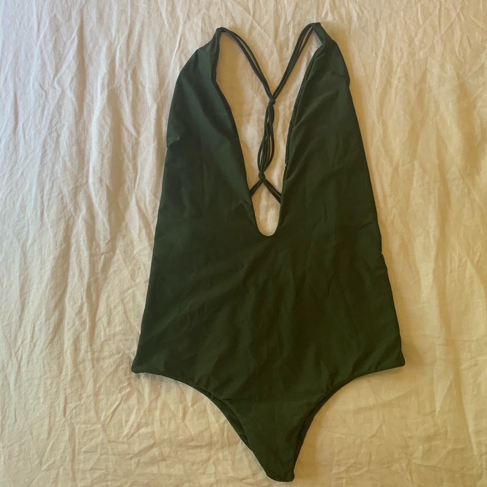 Mikoh One Piece Large